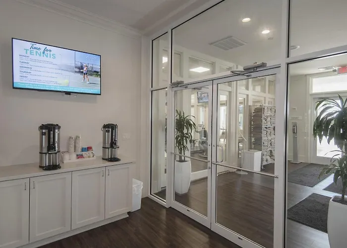 Bristol 1703 Beachfront Luxury-stunning Views From The 17th Floor Balcony-resort Apartment